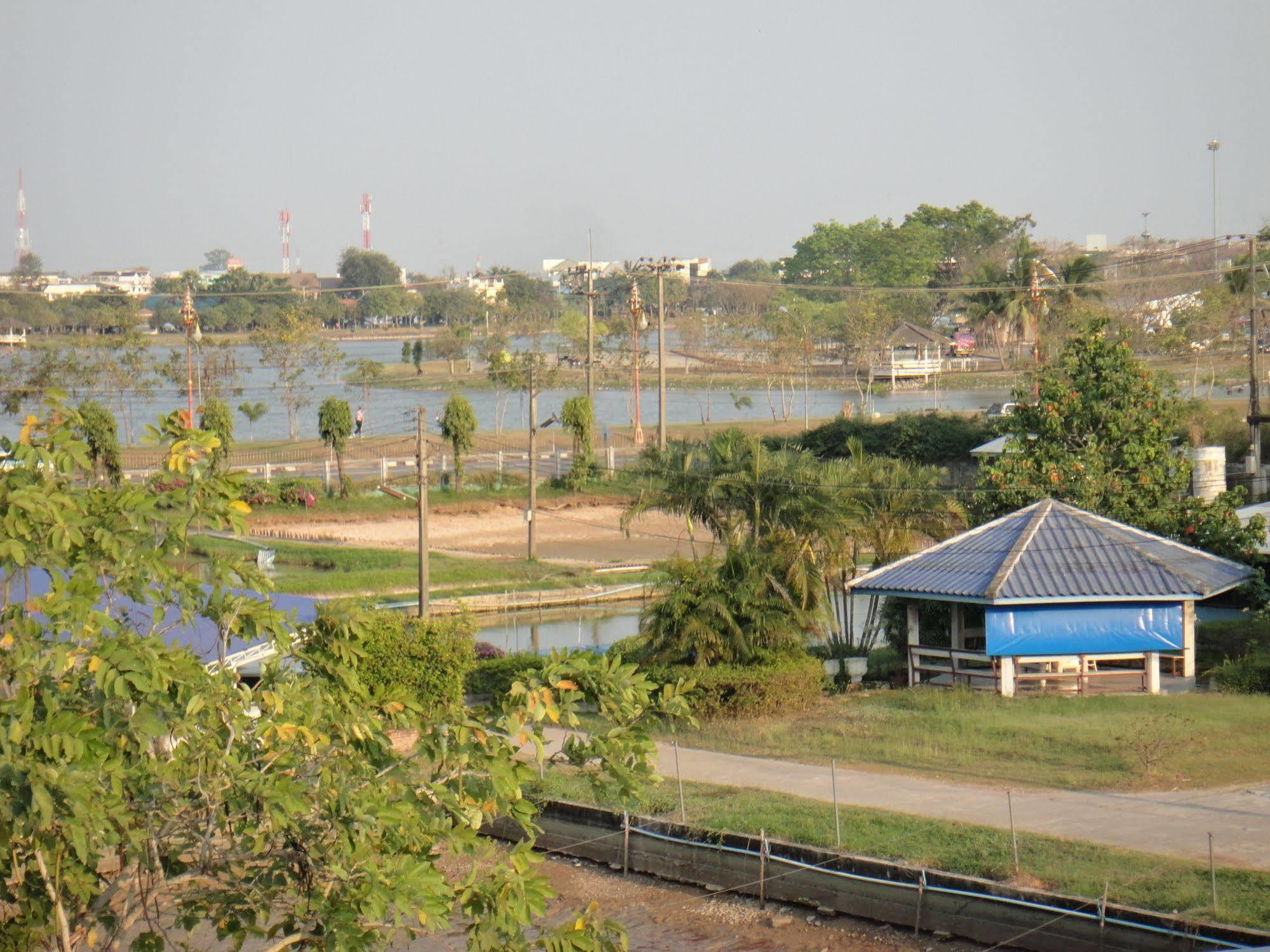 Prajak Inn Udon Thani Exterior foto